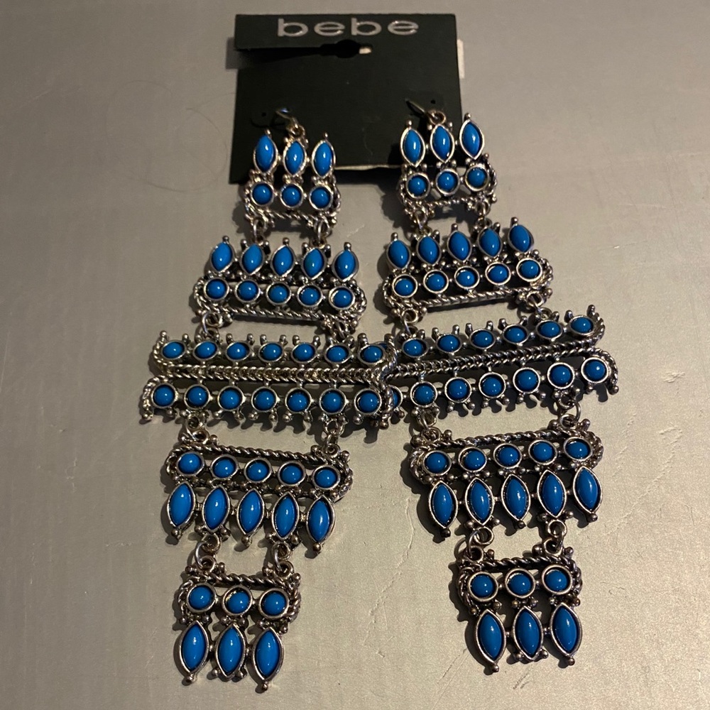 Chandelier earrings